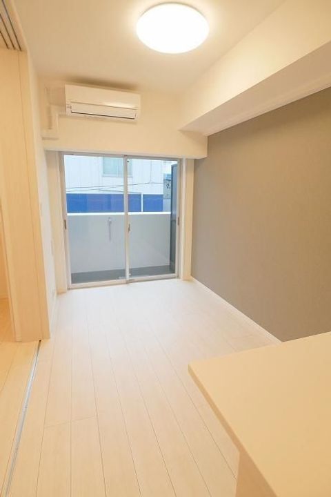 アジールコート蒲田の居間