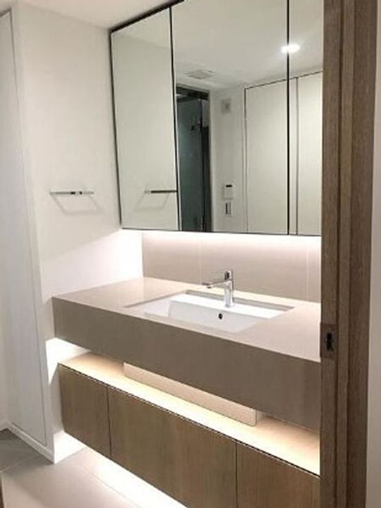 東京都千代田区一番町(マンション)の賃貸物件の内装