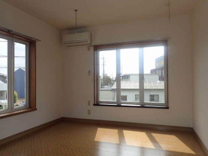 岐阜県岐阜市旦島中1(アパート)の賃貸物件の居間