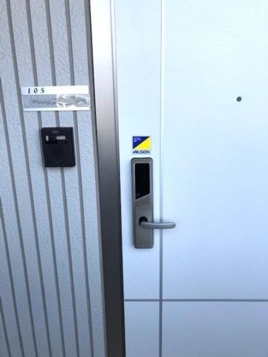 ベルヴェデーレ Bの玄関