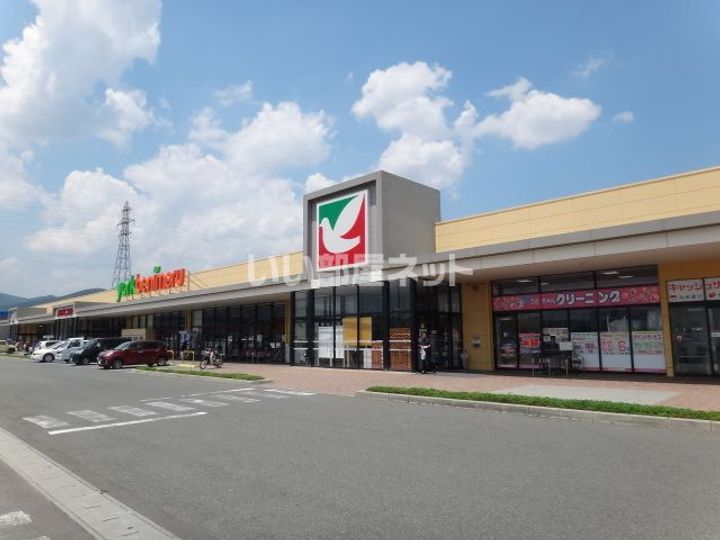 ベルヴェデーレ Bの周辺