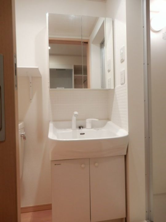 ハーミットクラブハウス鶴見オレンジコートの内装