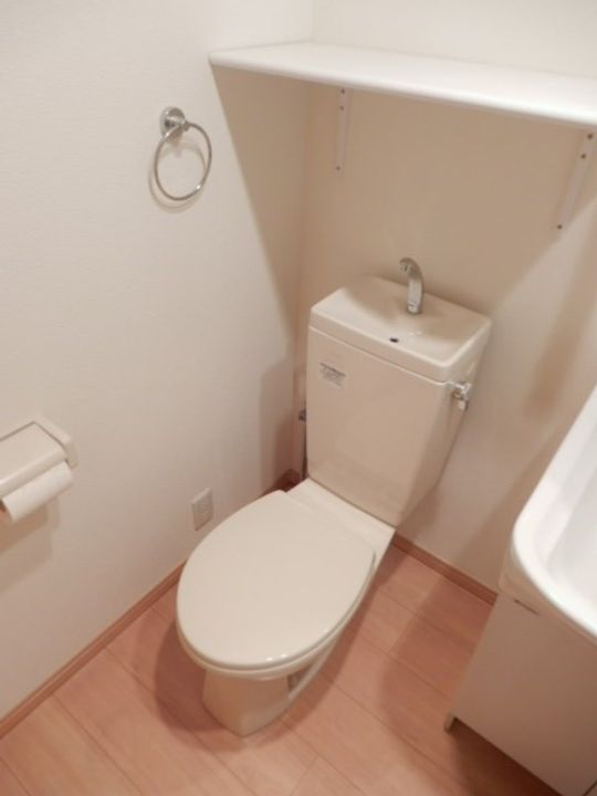 ハーミットクラブハウス鶴見オレンジコートの内装