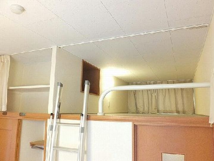 レオパレスカナサラの内装