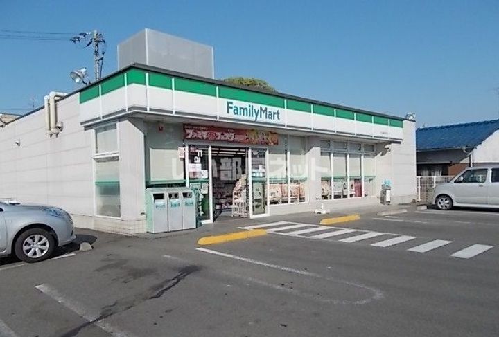 メゾン・ド・クレストIIの周辺