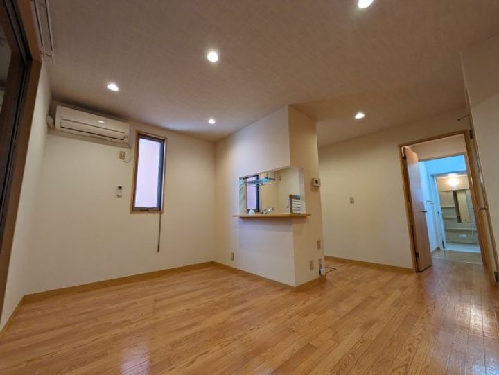 サンファミリアAの居間