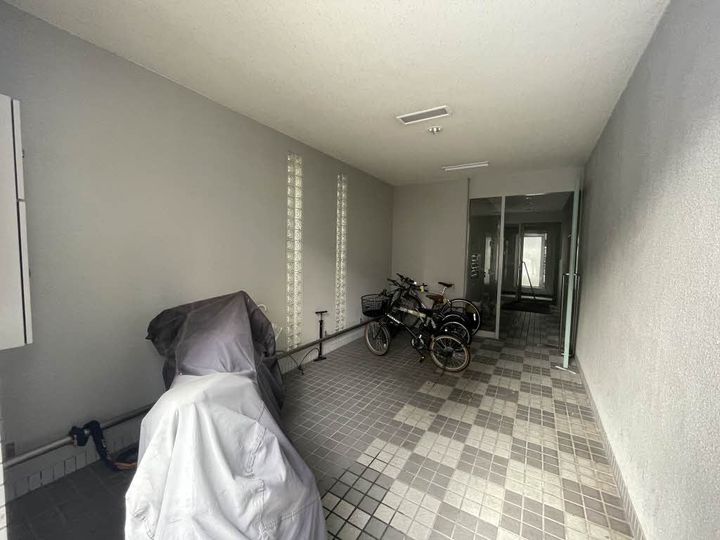 フロントビル千田の地図