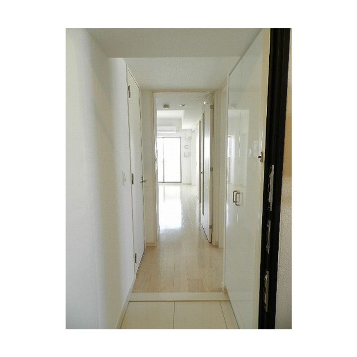 エステムプラザ京都聚楽第粋邸の玄関