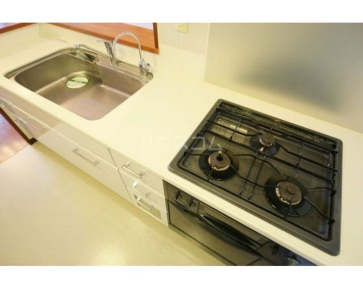 弦巻パーク・ホームズのキッチン