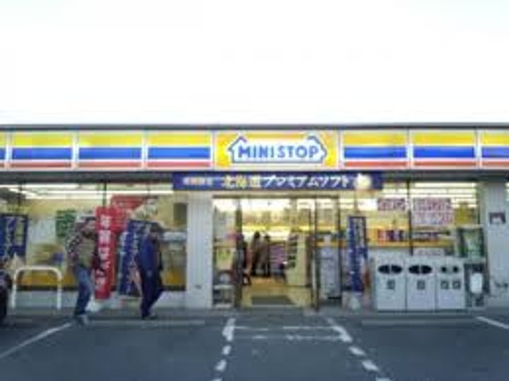 埼玉県草加市新里町(アパート)の賃貸物件の周辺