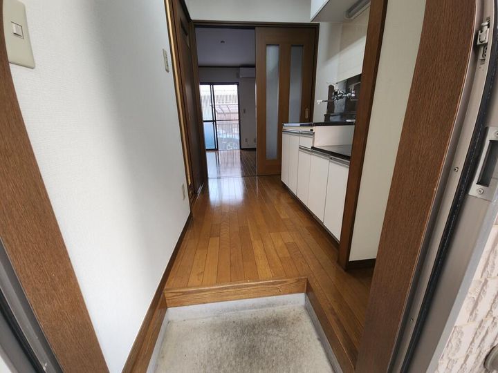 神奈川県川崎市高津区諏訪1(アパート)の賃貸物件の玄関