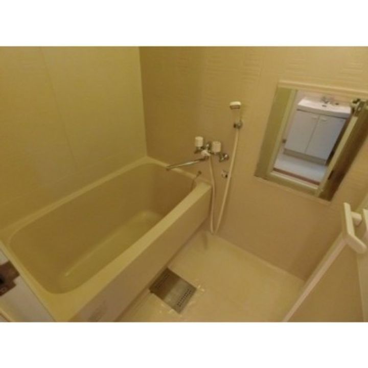 シャレムハウスの風呂