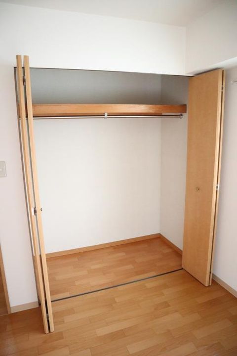 大阪府寝屋川市田井西町(マンション)の賃貸物件の内装