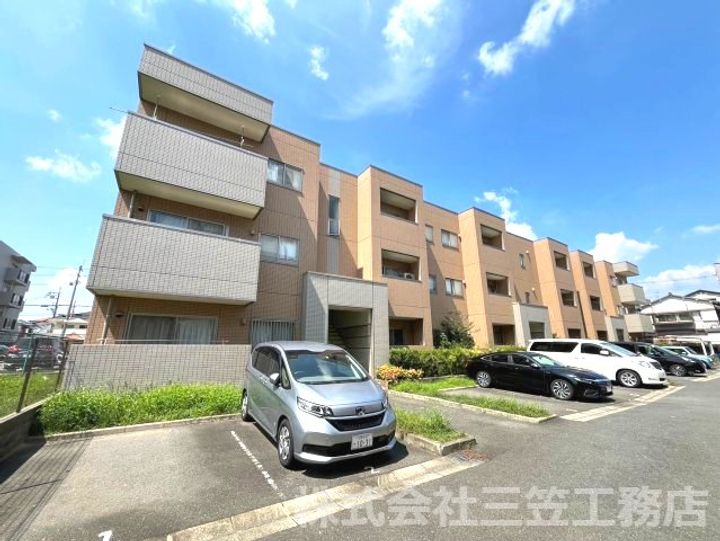大阪府寝屋川市田井西町(マンション)の賃貸物件の外観