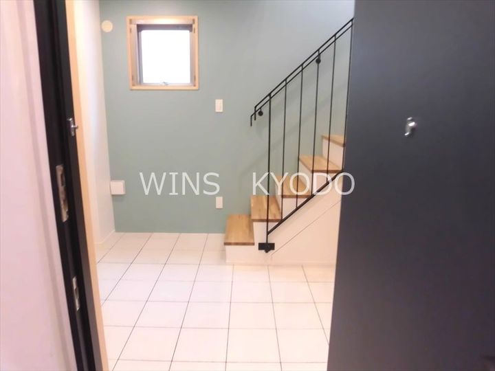 TAS経堂レジデンスの玄関