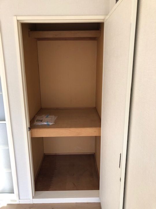 ハイツEBARAの内装