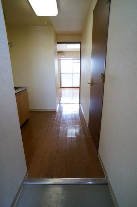 福島県郡山市桑野2(マンション)の賃貸物件の玄関