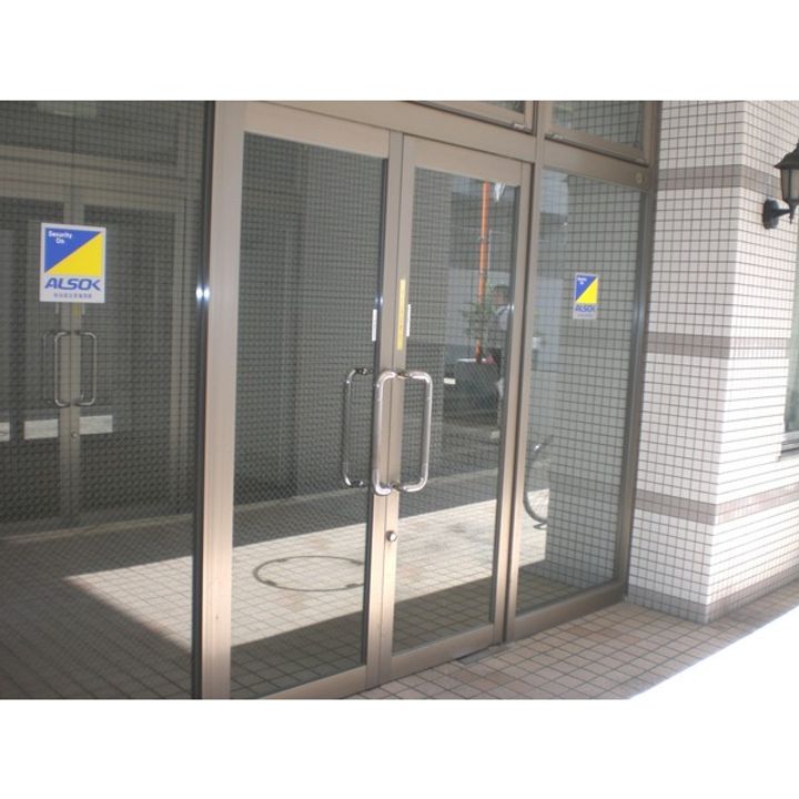 アクシス駅南イーストの地図