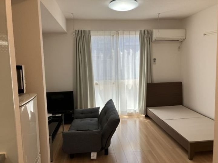 カエツリアルフィールドDーroom Aの居間