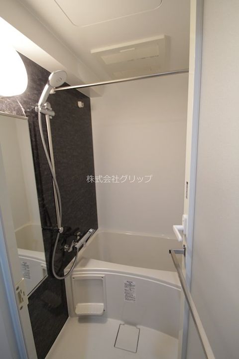 Le a横濱天王町駅前通りの風呂