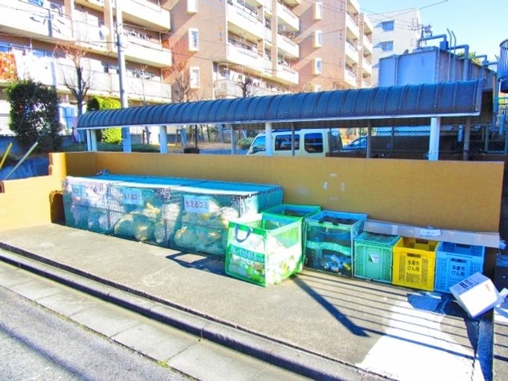 東京都多摩市鶴牧6(マンション)の賃貸物件の地図