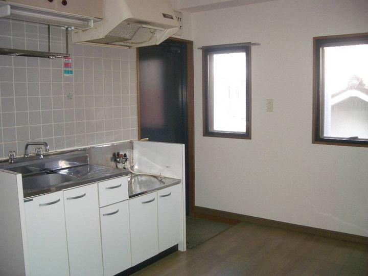 グレイススギヤマのキッチン