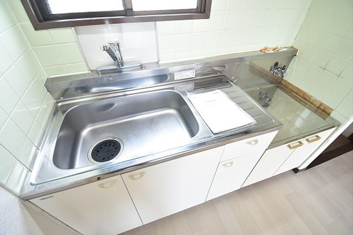 東京都調布市下石原2(マンション)の賃貸物件のキッチン