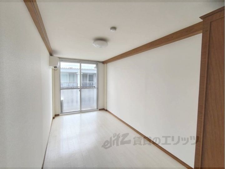 ラポール友愛の居間