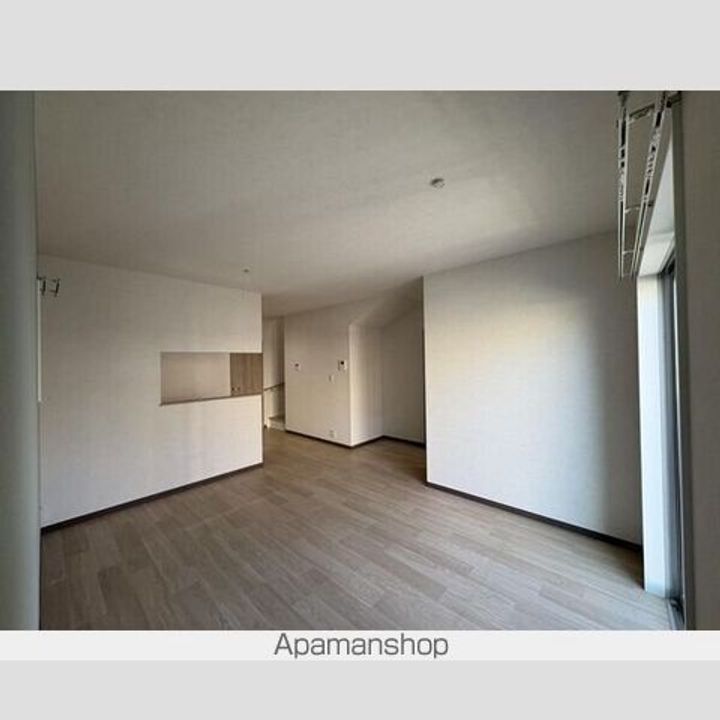 静岡県浜松市中央区上島3(一戸建)の賃貸物件の居間