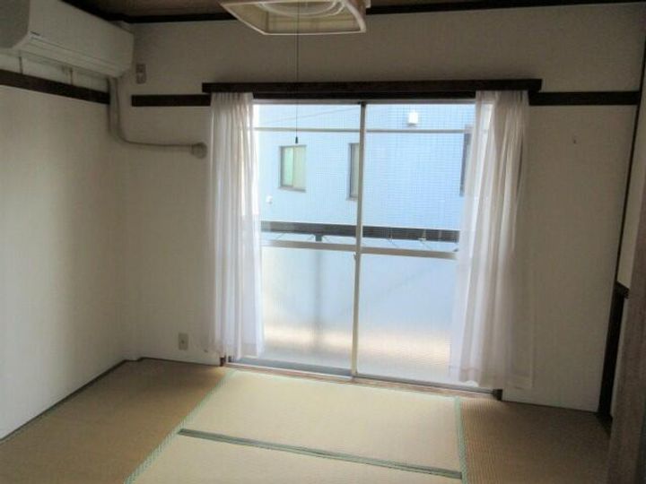 東京都品川区大崎2(マンション)の賃貸物件の居間