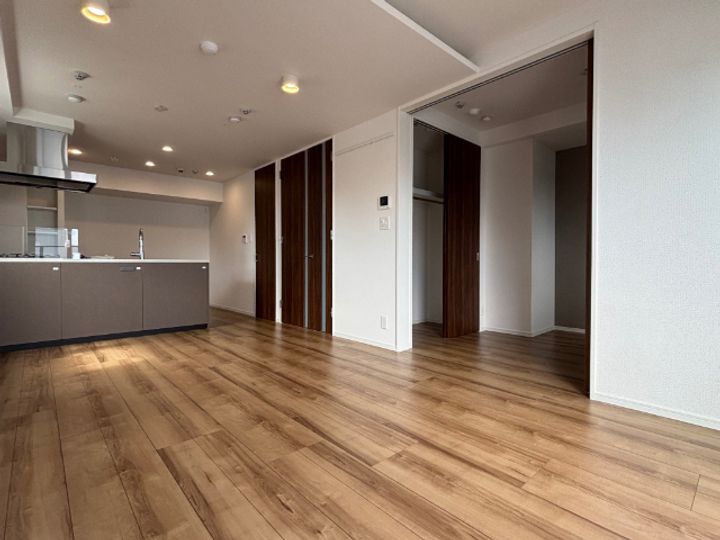 BUONA BREZZA外神田の内装