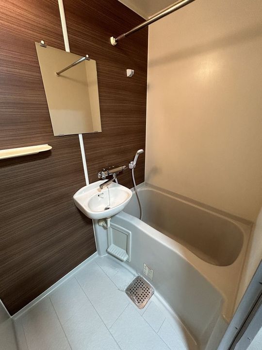 ブリーズ IIIの風呂