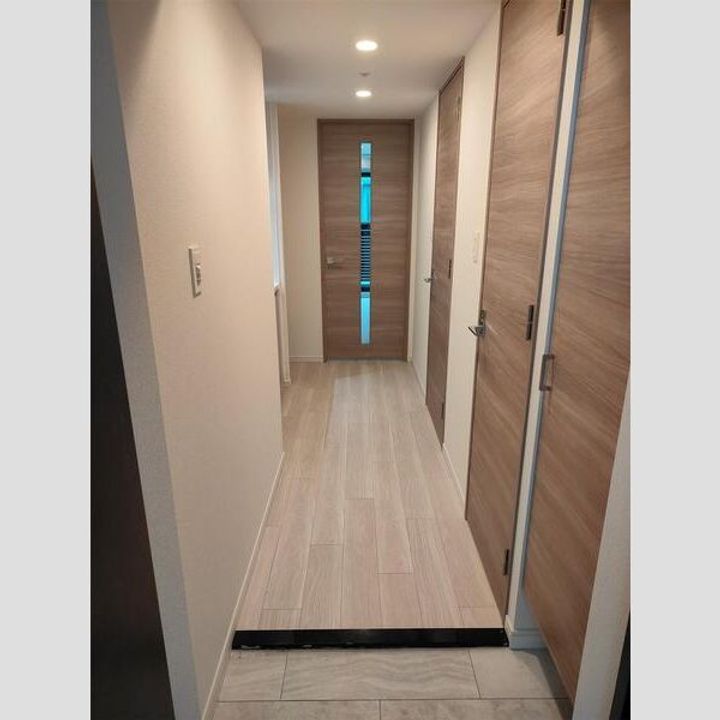 S-RESIDENCE小阪azureの玄関