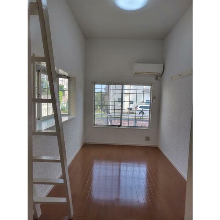 神奈川県大和市上和田(アパート)の賃貸物件の居間