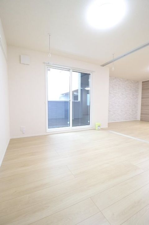 東京都調布市布田3(アパート)の賃貸物件の居間