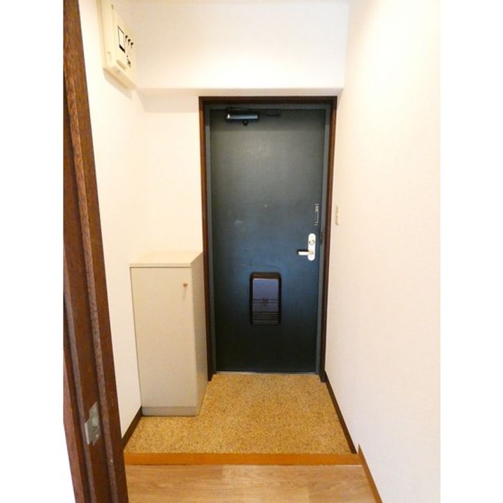 マンションウインズの玄関