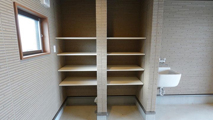 平須スクエアの内装