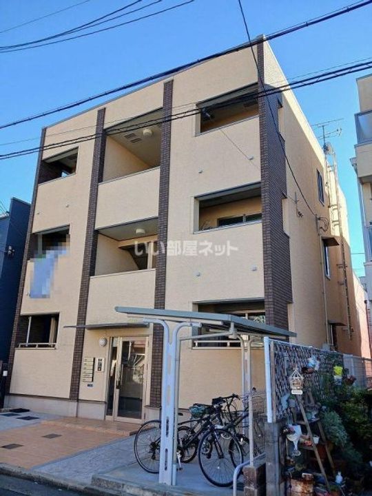 モデルノ リヴァーの外観