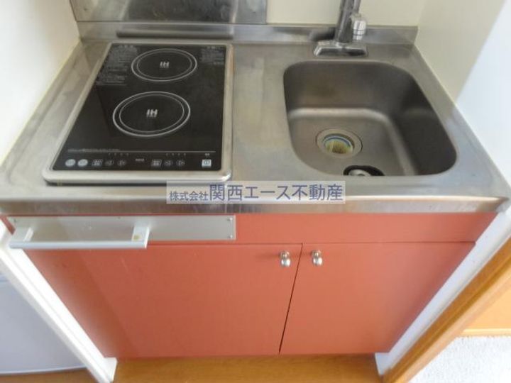 レオパレスフォレストIIのキッチン