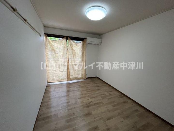 シャンポールIIの居間