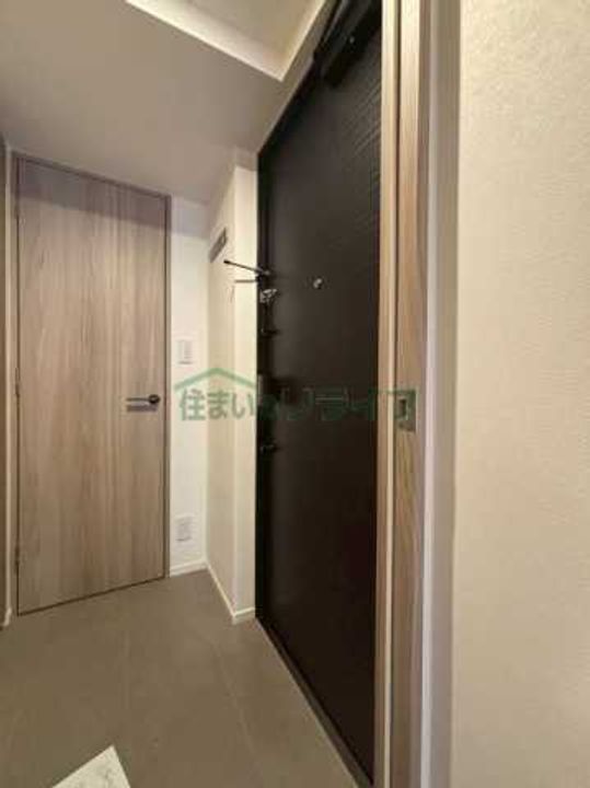 ザ・パークハビオ中野新橋の玄関