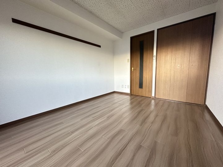 東京都八王子市堀之内3(マンション)の賃貸物件の居間