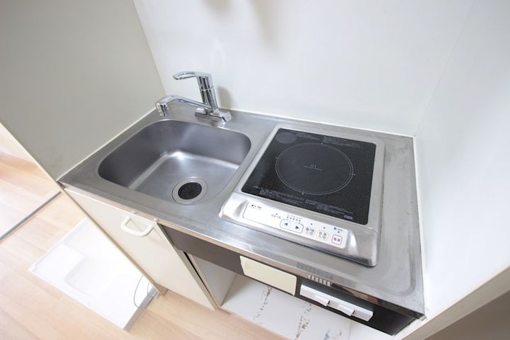 神奈川県小田原市中里(マンション)の賃貸物件のキッチン