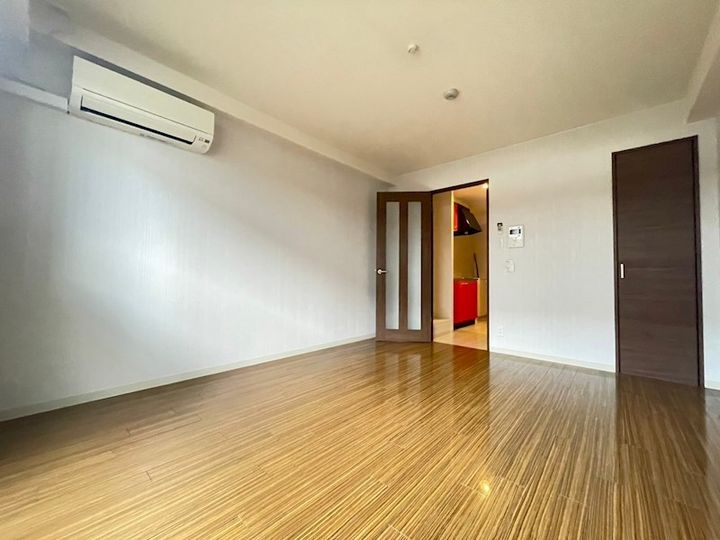 牧野駅前TNビルの居間