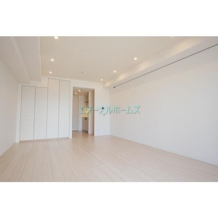 東京都新宿区新宿6(マンション)の賃貸物件の居間