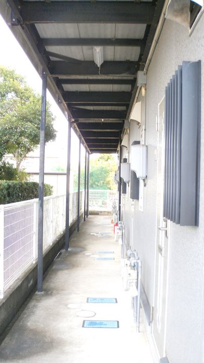 ハイツすずらんの外観