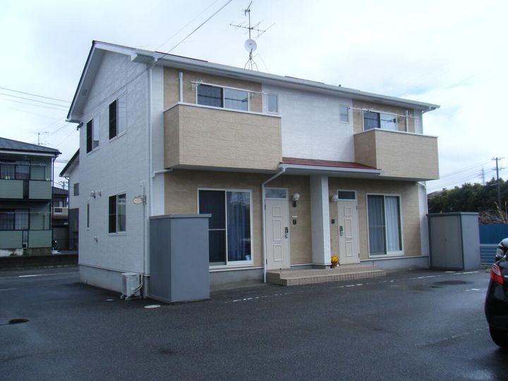 ソラーレ メゾネット2ldk (1F-2F)の外観