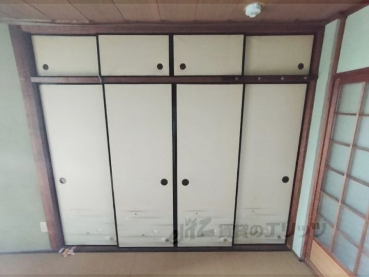 岡田ビルの内装