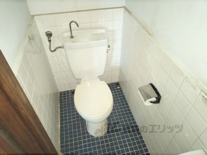 岡田ビルの内装