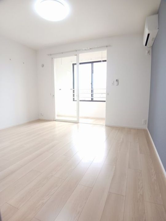 グランマーレの居間